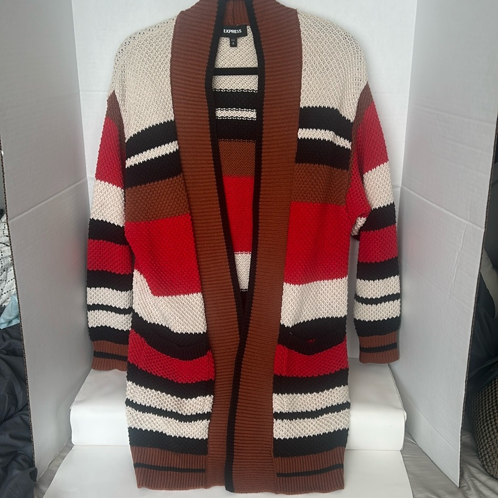 EXPRESS s/p cardigan sweater black red brown and cream colors loose fit